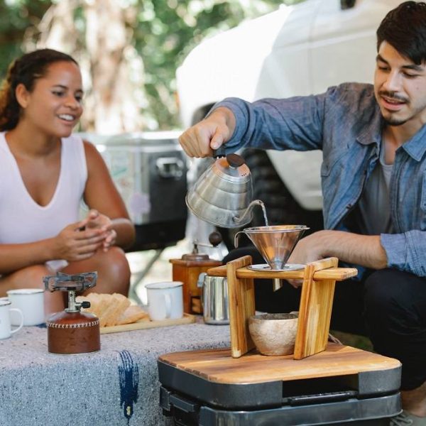 How to Start a Conversation And Make Social Relationship