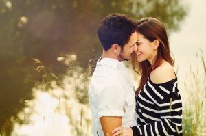 Limerence vs Love: What's the Difference?