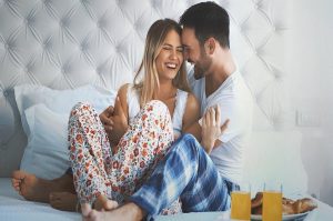 How to Make Him Fall in Love? | Amolatina Scam 2022